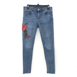 NWOT Express Embroidered Floral Skinny Jeans
